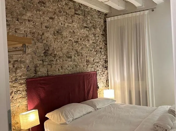 Venetian Apartment