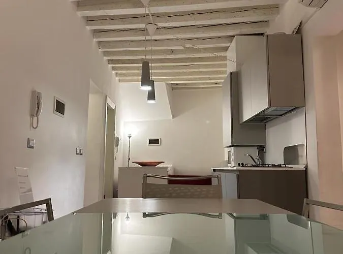 Venetian Apartment